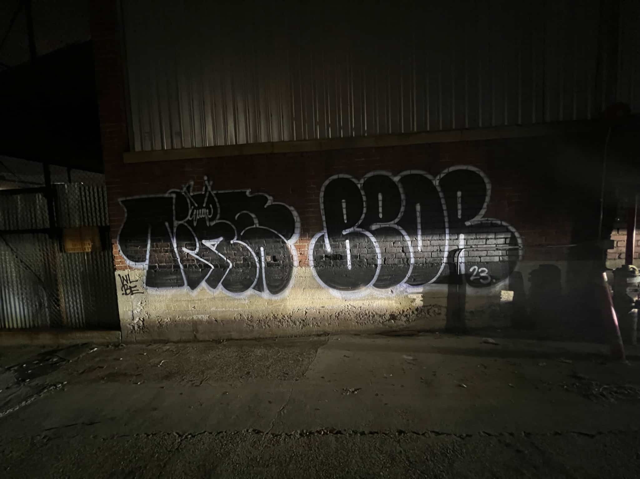 Pressure Washing Graffiti Removal in Los Angeles